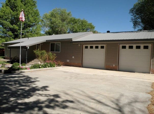 595 W 6th Avenue, Nucla, CO 81424