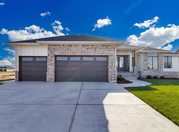4428 N Bluestem, Maize, KS 67101