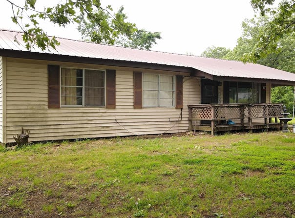 4161 S 67 Highway, Gurdon, AR 71743