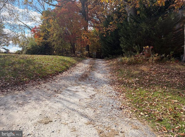 DAVE RILL Road, HAMPSTEAD, MD 21074