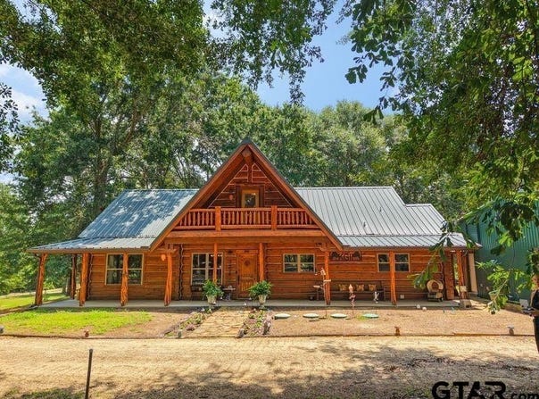 2226 Holly Road, Gilmer, TX 75644