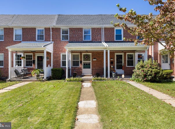 8318 HILLENDALE Road, BALTIMORE, MD 21234
