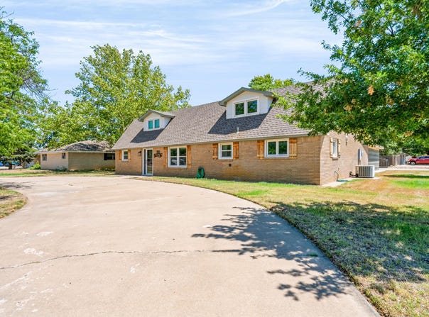 200 Bailey Avenue, Dumas, TX 79029