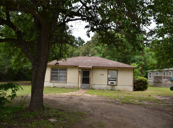 1508 Hwy 135, Overton, TX 75684