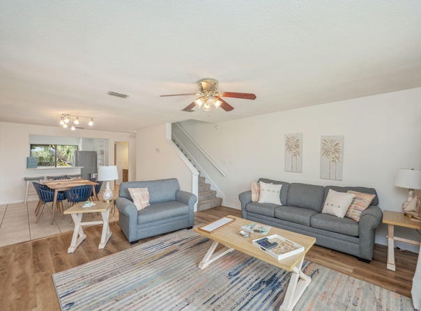 8468 Gulf Boulevard, Navarre, FL 32566