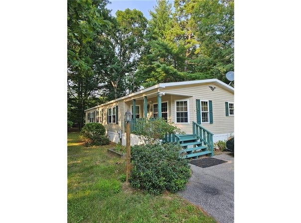 4 Darius Lane, Coventry, RI 02816