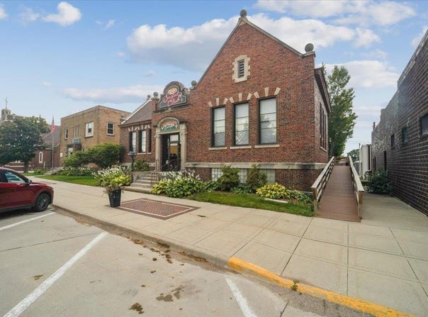 1209 14Th Avenue, Eldora, IA 50627