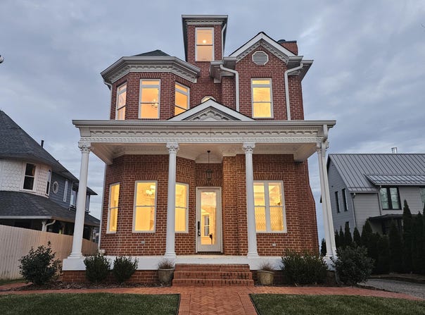 1115 E Brow Road, Lookout Mountain, TN 37350