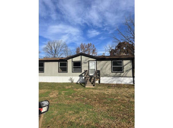 501 Girard Stret, Flippin, AR 72634