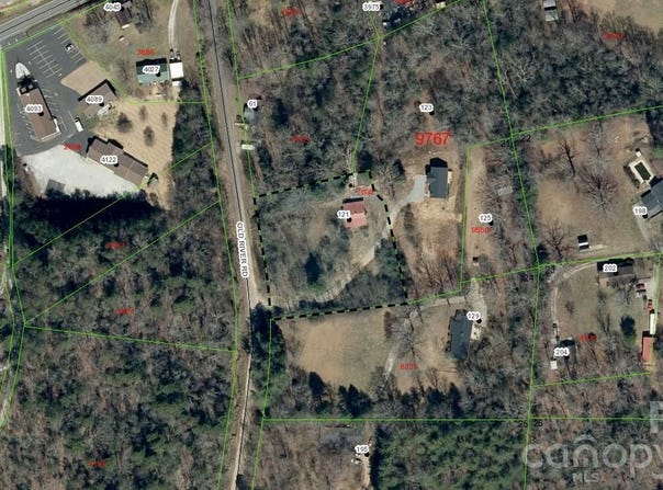 121 Old River Road, Marion, NC 28752