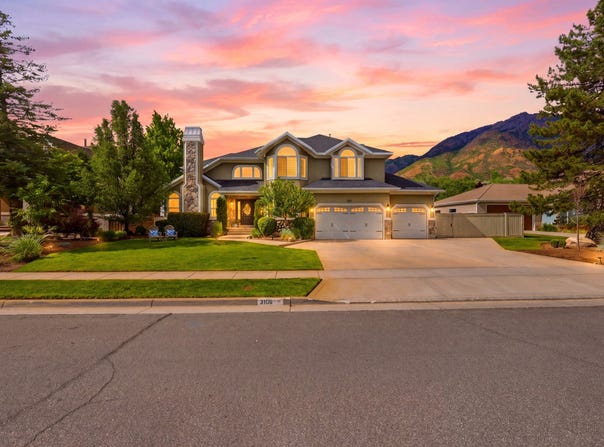 3195 E WALKER MILL Dr, Holladay, UT 84121