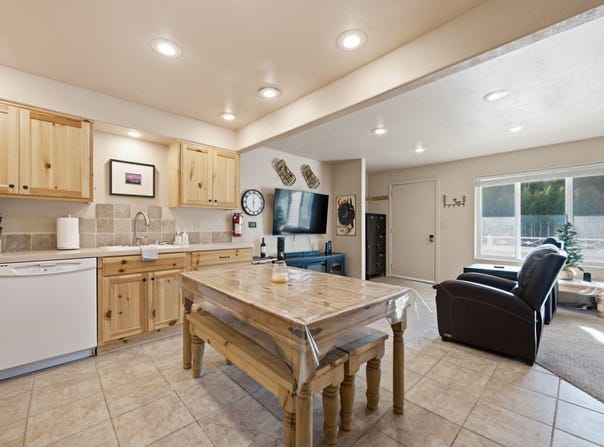 681 Utah 143, Brian Head, UT 84719