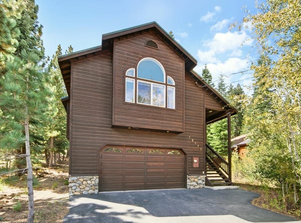 12170 Viking Way, Truckee, CA 96161-7042