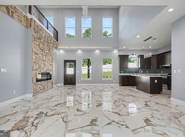 1515 Grayson Parkway, Grayson, GA 30017