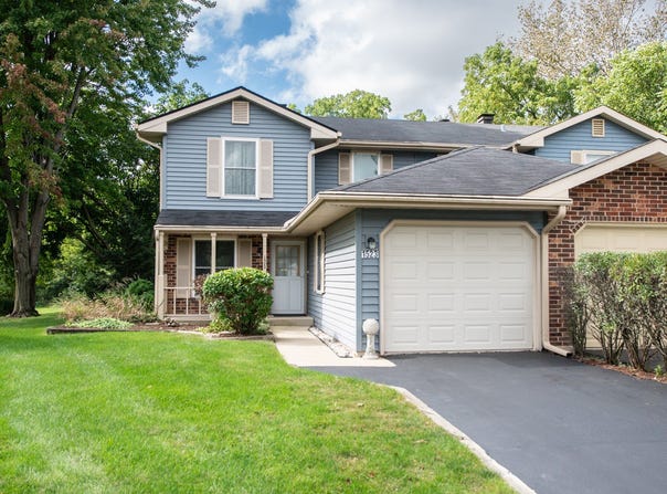 1523 Lighthouse Drive, Naperville, IL 60565