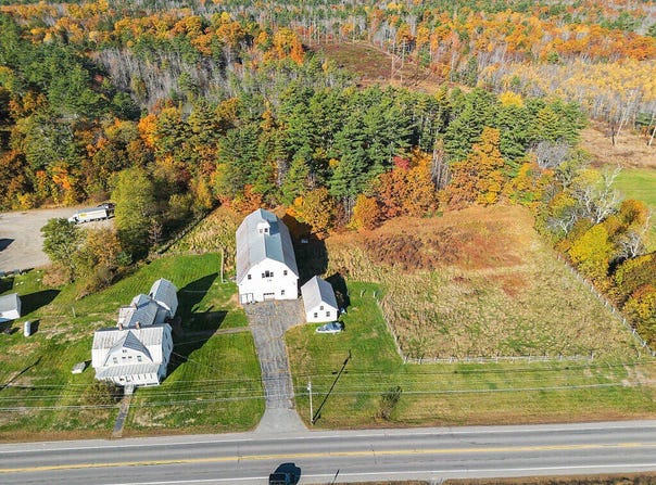 10 Ridge Road, Windsor, ME 04363