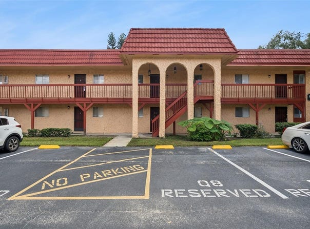 2856 N POWERS Drive, ORLANDO, FL 32818
