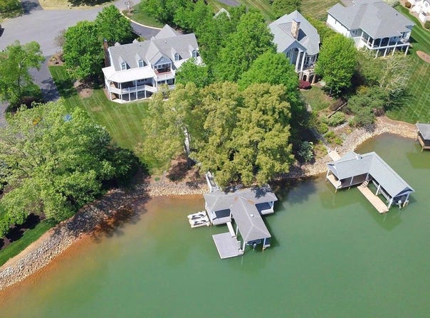 145 Bridleridge RD, Penhook, VA 24137