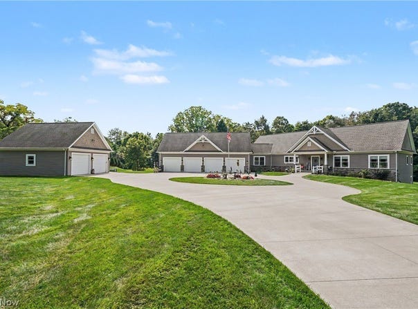 9619 Limeridge Road, Mantua, OH 44255