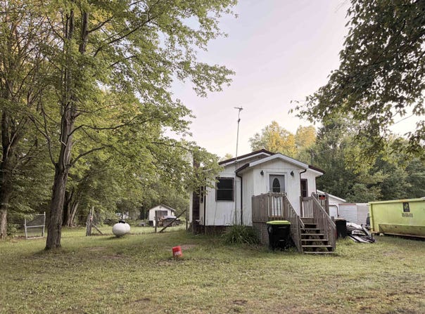 6197 Sunrise Trail, Harrison, MI 48625