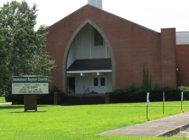 1801 W 17th Avenue, Pine Bluff, AR 71603