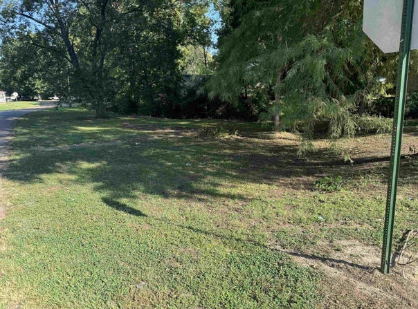 327 Canal Ave E, Wynne, AR 72396