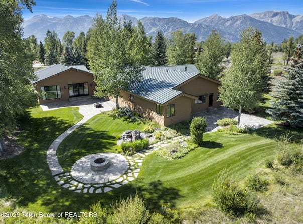 100 E SANDREED Road, Jackson, WY 83001