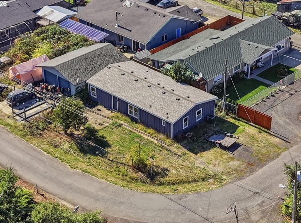 619 2ND St, Dayton, OR 97114