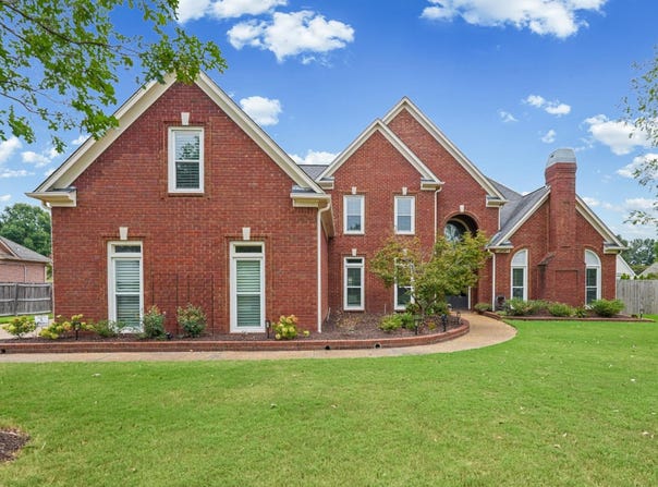 1736 ELK RIVER Dr, Collierville, TN 38017