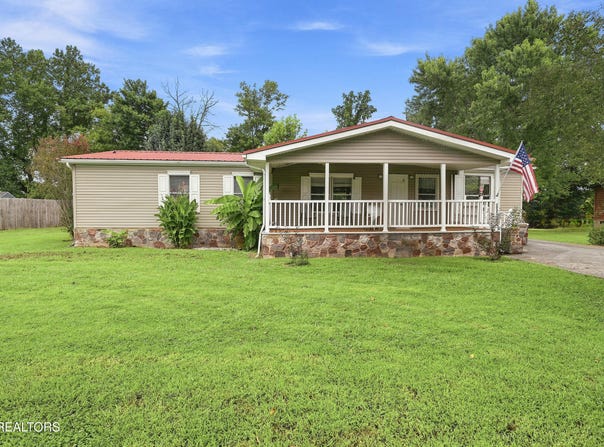 2025 River Meadows Drive, Sevierville, TN 37876