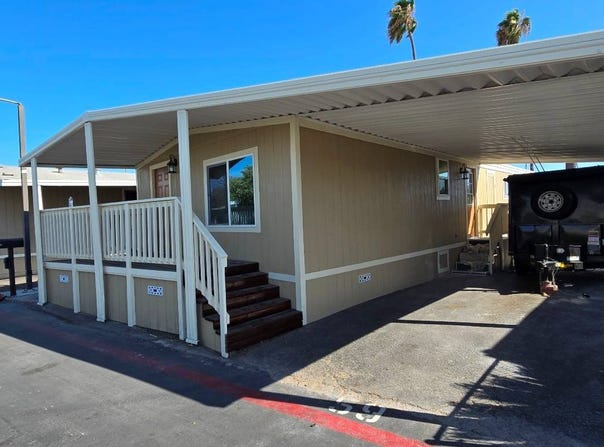310 E Philadelphia Spc 59, Ontario, CA 91761