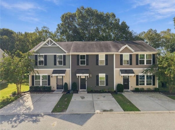1202 Lakeview Cove, Smithfield, VA 23430