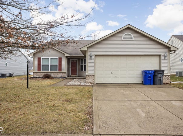 4011 Highland Springs Drive, Kokomo, IN 46902