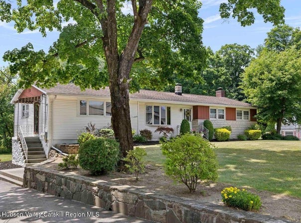 105 S Chapel Hill Road, Highland, NY 12528