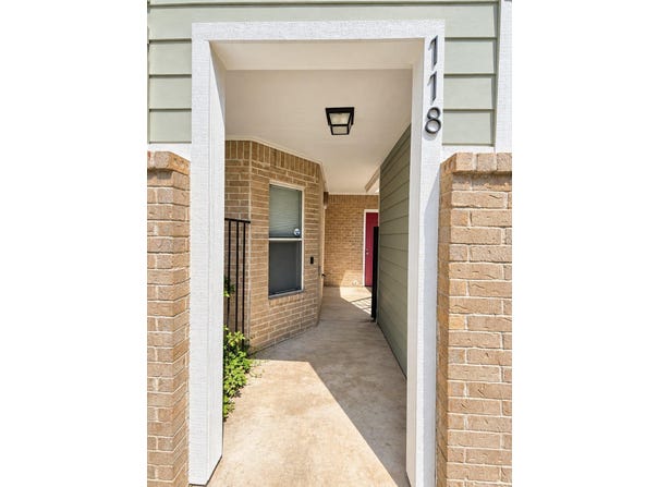 2104 Cullen Ave, Austin, TX 78757