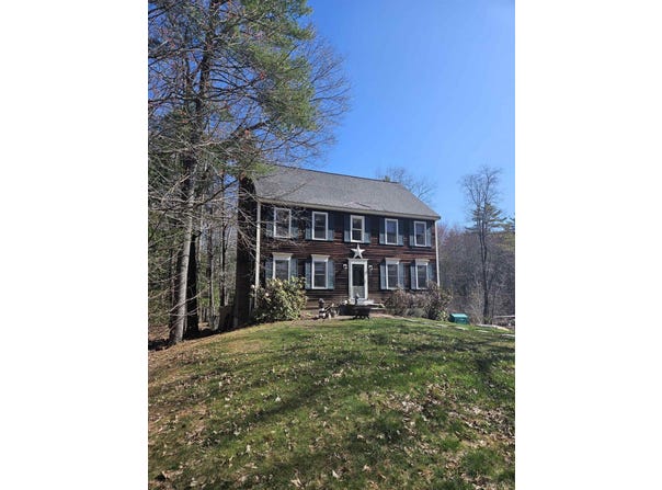 7 Chapman Way, Exeter, NH 03833