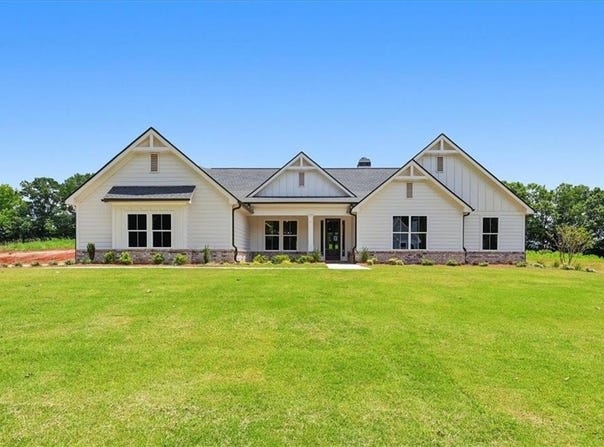 131 Maney Drive, Statham, GA 30666
