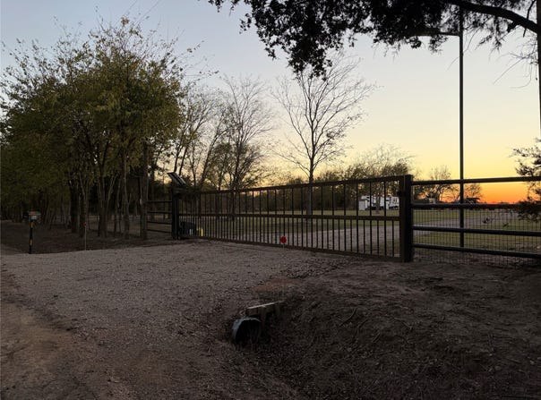 564 County Road 3201, Campbell, TX 75422