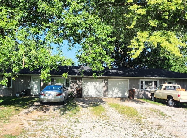 1507 North N Riverside Road, Ozark, MO 65721