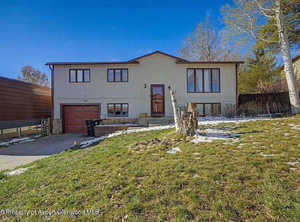 2014 E 9th Street, Craig, CO 81625
