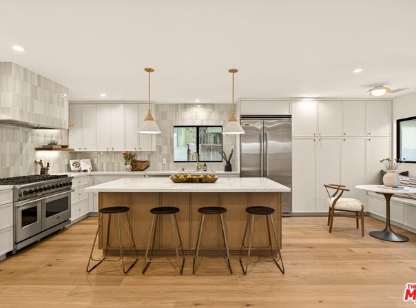 7907 W 80th St, Playa Del Rey, CA 90293