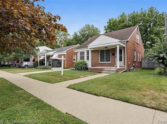 26075 Fordson Highway, Redford Twp, MI 48239