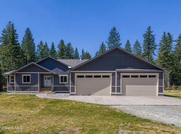 10570 E FAR CRY Rd, Athol, ID 83801