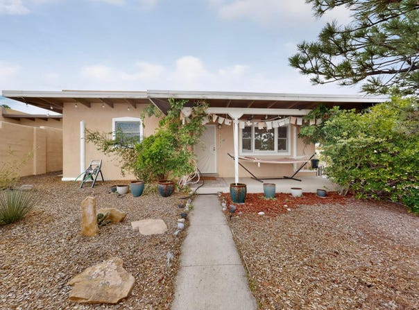2808 Kathryn Avenue SE, Albuquerque, NM 87106