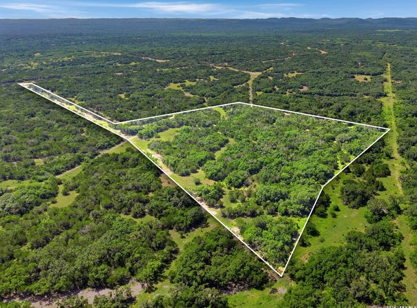 8715 FM 1796, Dhanis, TX 78850