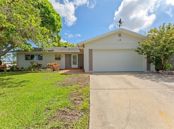 344 CROSSWINDS Drive, PALM HARBOR, FL 34683