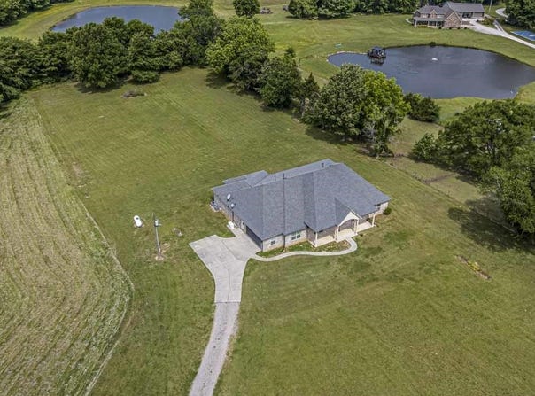 185 BELMONT Rd, Mason, TN 38049