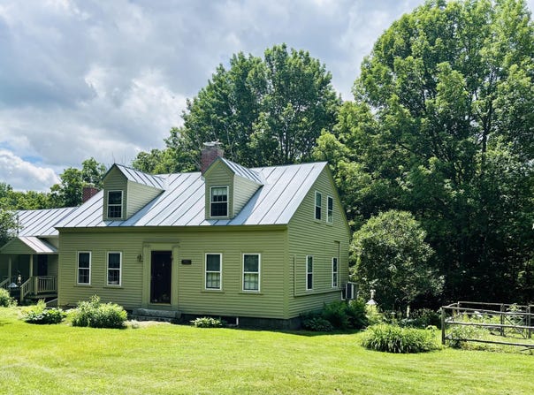 1012 West Road, Belgrade, ME 04917