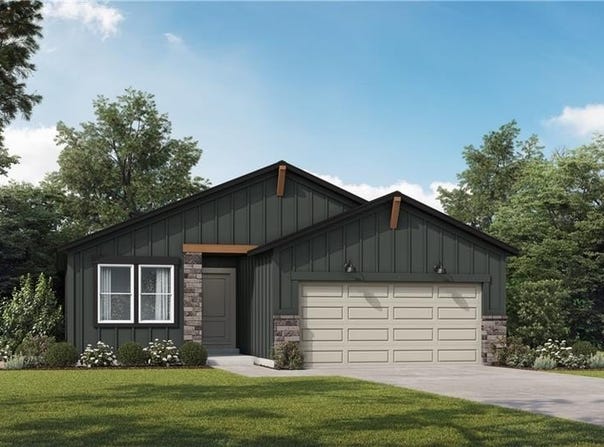 1104 Royal Arch Trail Drive, Raymore, MO 64083