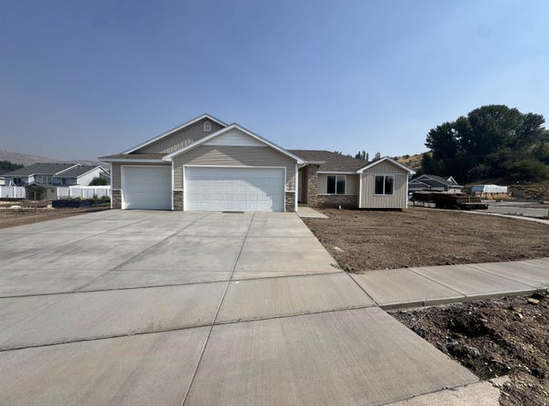 355 Skyline Peak, Inkom, ID 83245